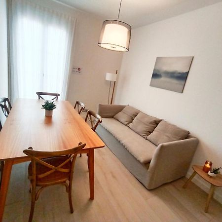 Private Rooms By Plaza Universidad Barcelona Exterior foto